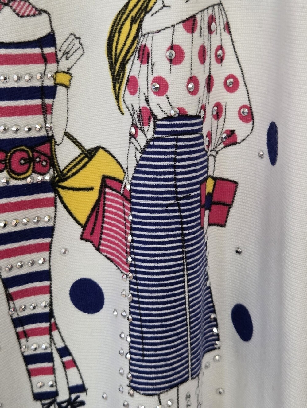 Mesh+lace White Polka Dot Graphic Tee with Fashion Girl Print - Picture 4 of 7